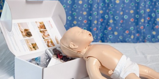 Take-home kit helps at-risk kids’ families learn CPR skills