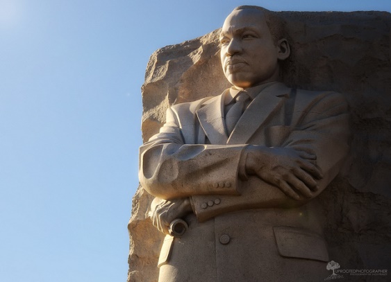 MLK statue2