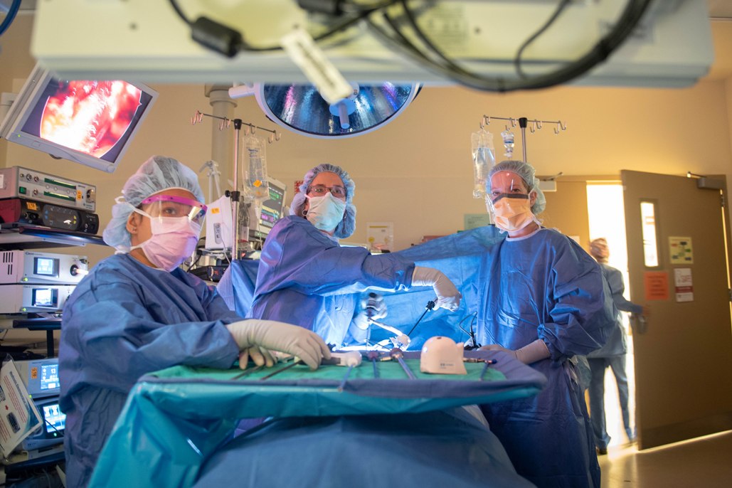 Mary Hawn and colleagues performing surgery