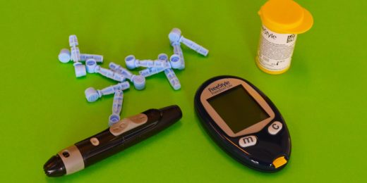 Managing type 1 diabetes: Voices of the underserved